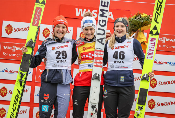06.11.2022 - WC Wisla podium
